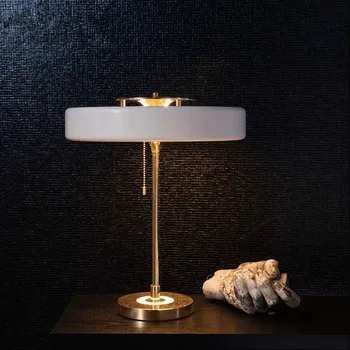 Американская неоклассическая светодиодная лампа, модная постмодернистская минималистичная настольная лампа, Прикроватное освещение для спальни, Домашний Роскошный настольный светильник