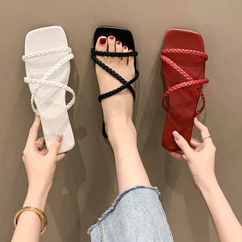 Весна / лето 2023, новые Корейские Универсальные большие вязаные сандалии с квадратным носком для женщин, носящих пляжные тапочки на улице