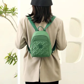 Мини-женский рюкзак 2023, новый модный водонепроницаемый нейлоновый маленький рюкзак, высококачественная милая маленькая сумка, предназначенная для молодых девушек