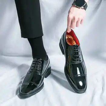 Трендовые мужские кроссовки высокого качества 2022 Мужская обувь на толстой подошве Мужская обувь Дизайнерские кроссовки высокого качества Мужчины Опечалены теннисным остроумием
