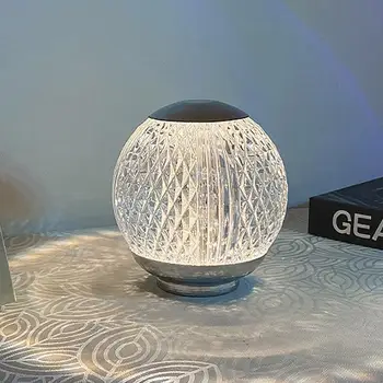 Хрустальный глобус Настольная лампа Головной светильник для спальни Роскошная Новая алмазная атмосферная лампа для девочек Перезаряжаемый Маленький ночник